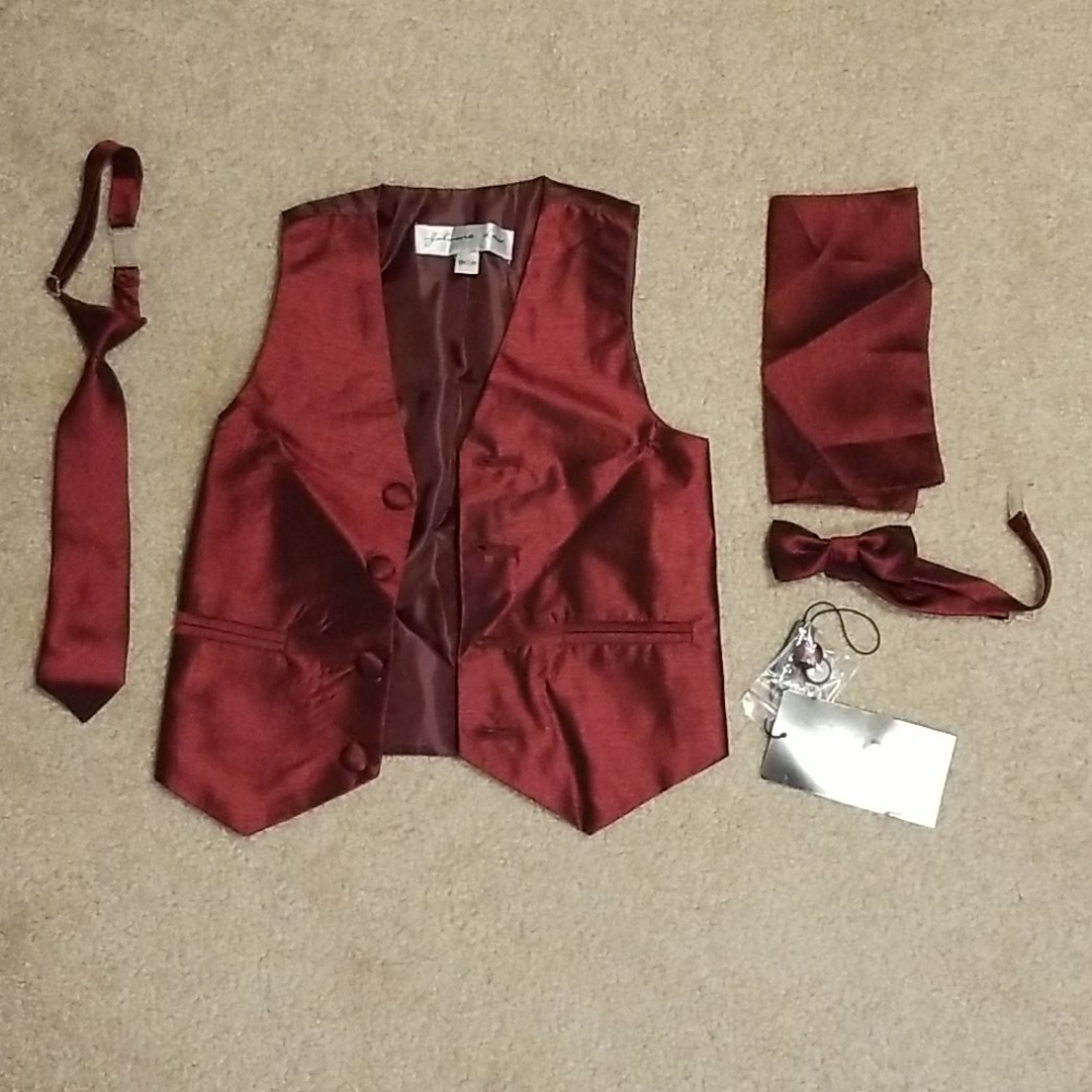 Formal vest and tie